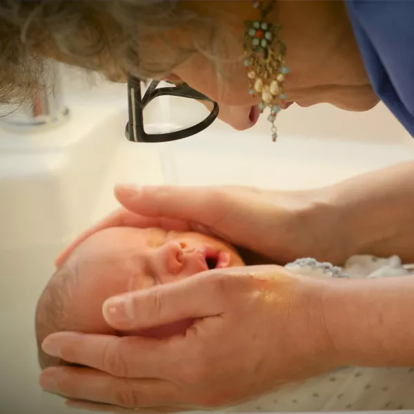 Le Thalasso Bain Bébé de Sonia Krief en Finistère (29) - Naître et Petits  Pas